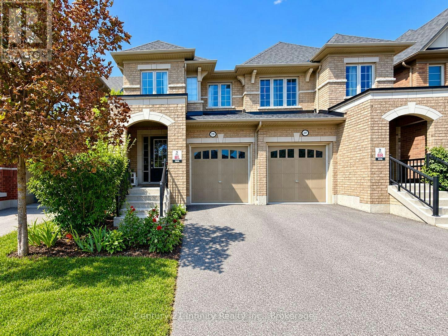 2339 Dress Circle Crescent, Oshawa, ON, L1L 0L8