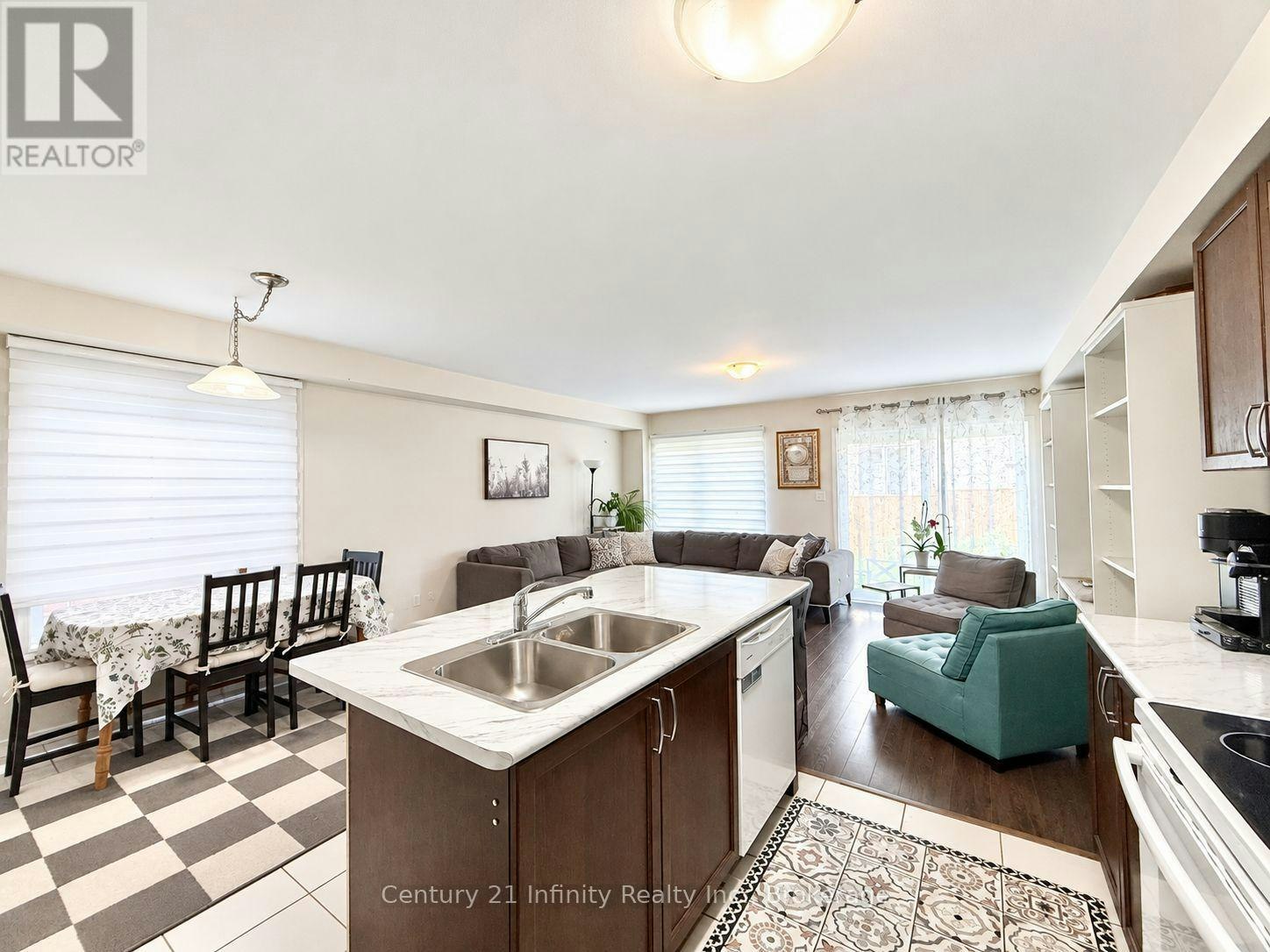 2339 Dress Circle Crescent, Oshawa, ON, L1L 0L8 - 7