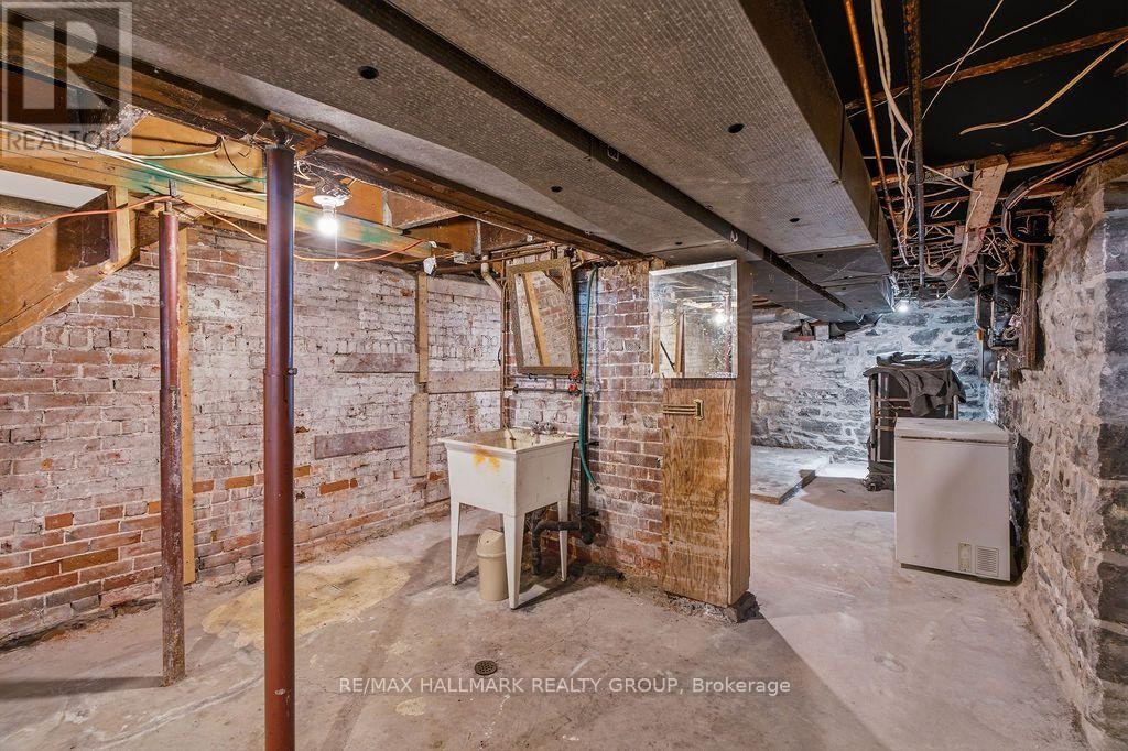 566 Maclaren Street, Ottawa, ON, K1R 5K7 - 39