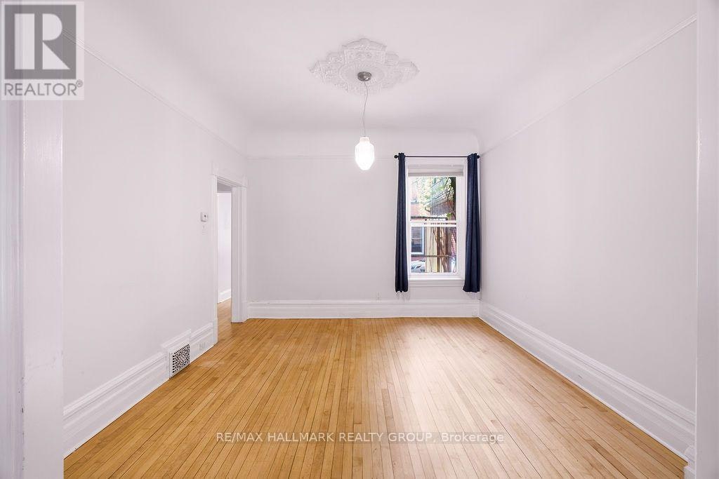 566 Maclaren Street, Ottawa, ON, K1R 5K7 - 7