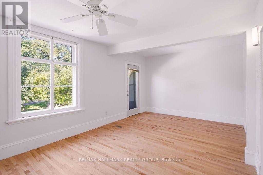 566 Maclaren Street, Ottawa, ON, K1R 5K7 - 22