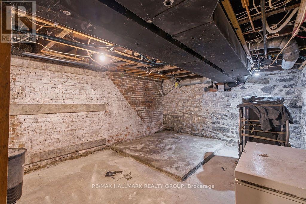 566 Maclaren Street, Ottawa, ON, K1R 5K7 - 40