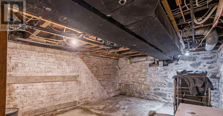 566 Maclaren Street, Ottawa, ON, K1R 5K7 - 40