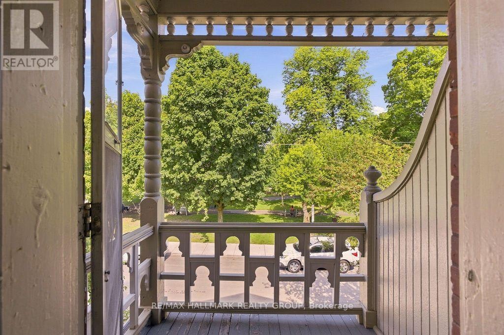 566 Maclaren Street, Ottawa, ON, K1R 5K7 - 25