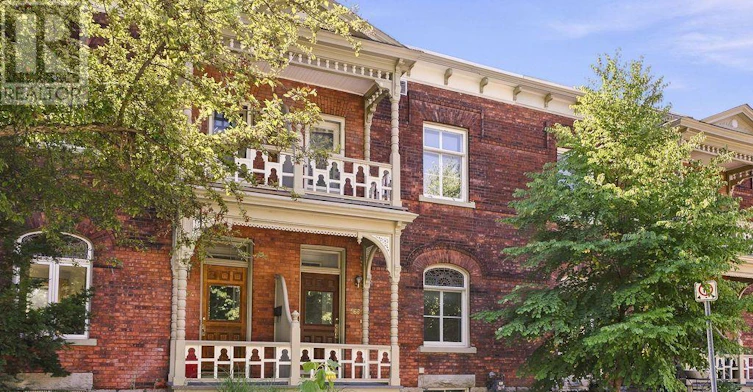 566 Maclaren Street, Ottawa, ON, K1R 5K7