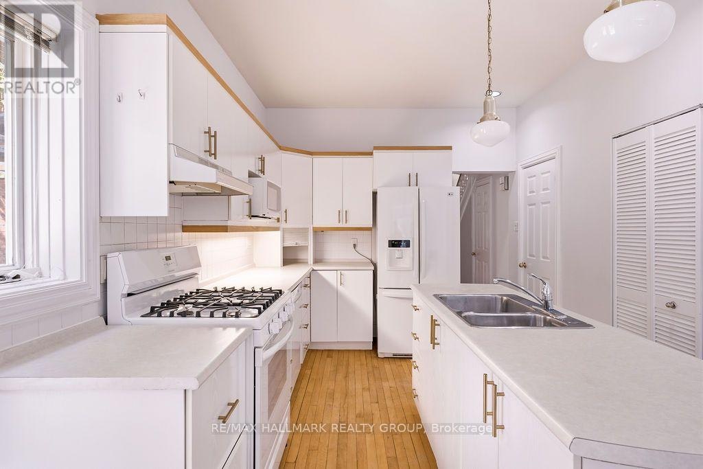 566 Maclaren Street, Ottawa, ON, K1R 5K7 - 13