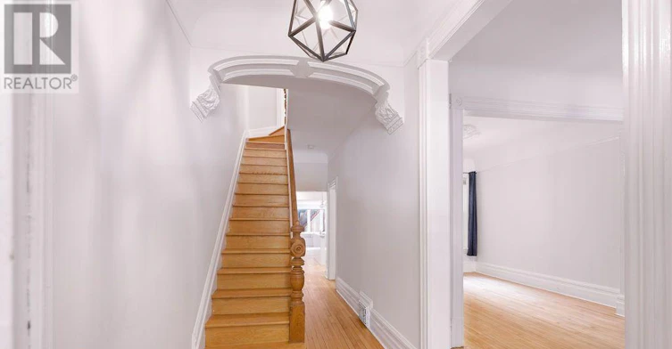 566 Maclaren Street, Ottawa, ON, K1R 5K7 - 4