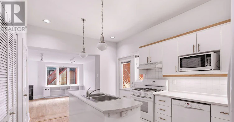 566 Maclaren Street, Ottawa, ON, K1R 5K7 - 10