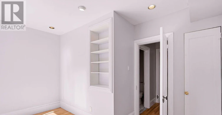 566 Maclaren Street, Ottawa, ON, K1R 5K7 - 33