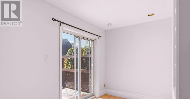 566 Maclaren Street, Ottawa, ON, K1R 5K7 - 31
