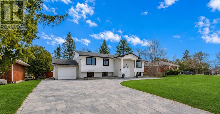 7 Kerry Crescent E, Ottawa, ON, K2E 5V7