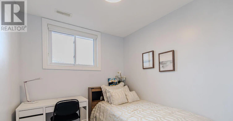 7 Kerry Crescent E, Ottawa, ON, K2E 5V7 - 20