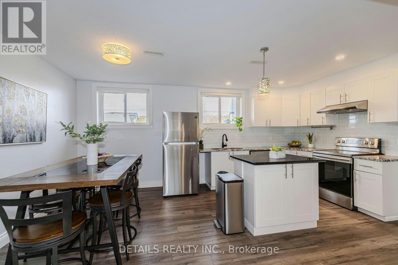 7 Kerry Crescent E, Ottawa, ON, K2E 5V7 - 6