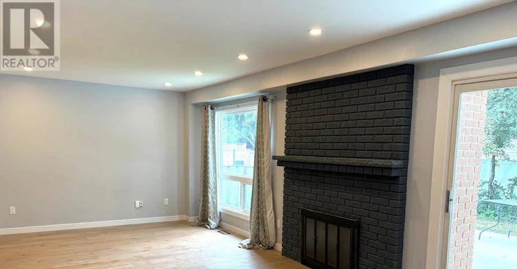 1201 St Moritz Court, Ottawa, ON, K1C 2B2 - 6