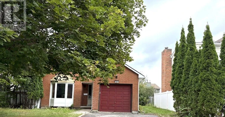 1201 St Moritz Court, Ottawa, ON, K1C 2B2