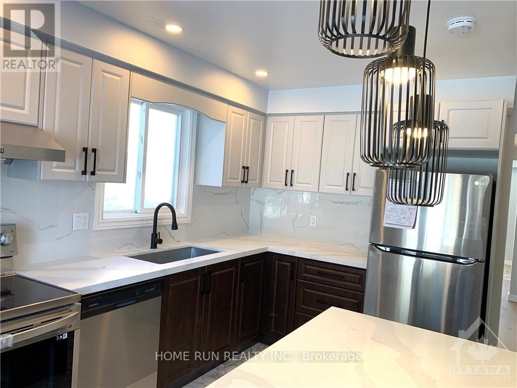 1201 St Moritz Court, Ottawa, ON, K1C 2B2 - 2