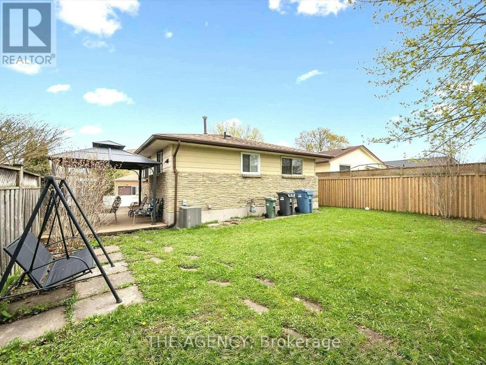 14 Muskoka Drive, Guelph, ON, N1E 3M7 - 30