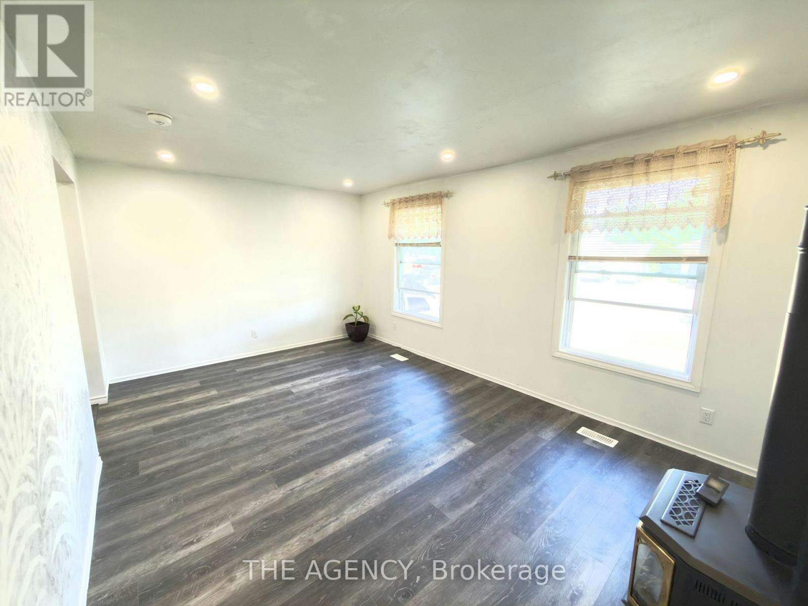 14 Muskoka Drive, Guelph, ON, N1E 3M7 - 8