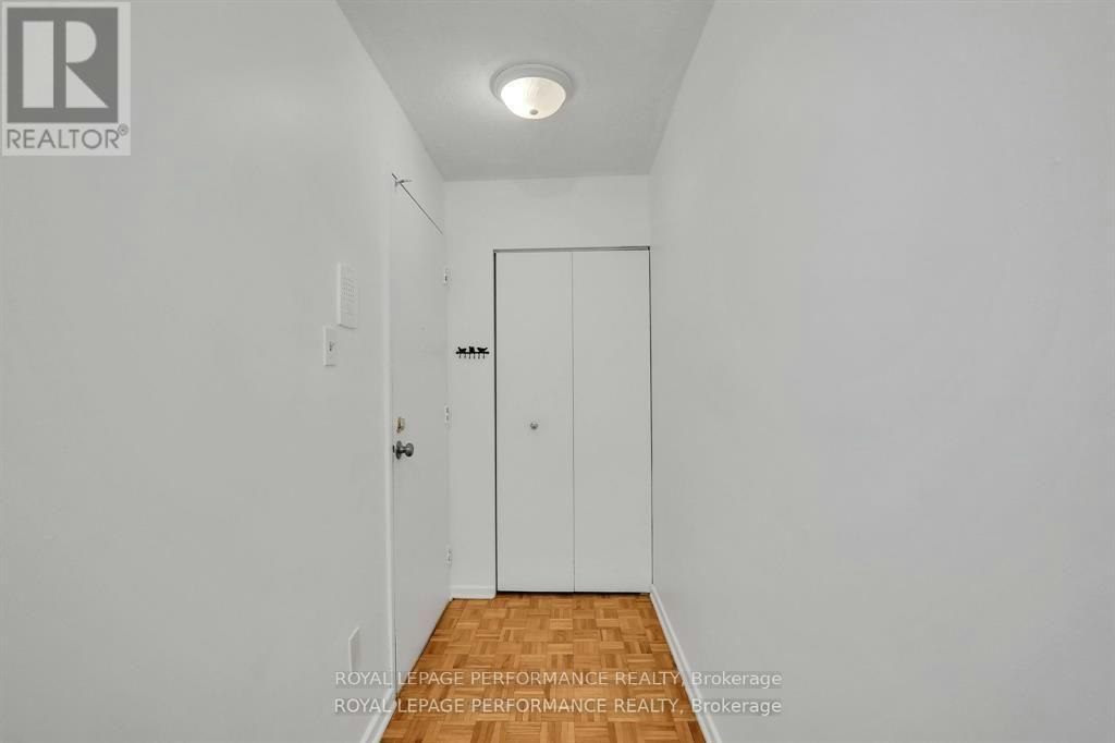 208C-2044 Arrowsmith Drive, Ottawa, ON, K1J 7V8 - 5