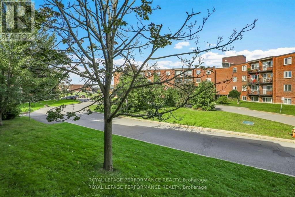 208C-2044 Arrowsmith Drive, Ottawa, ON, K1J 7V8 - 22