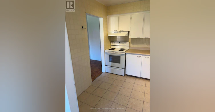 208C-2044 Arrowsmith Drive, Ottawa, ON, K1J 7V8 - 4