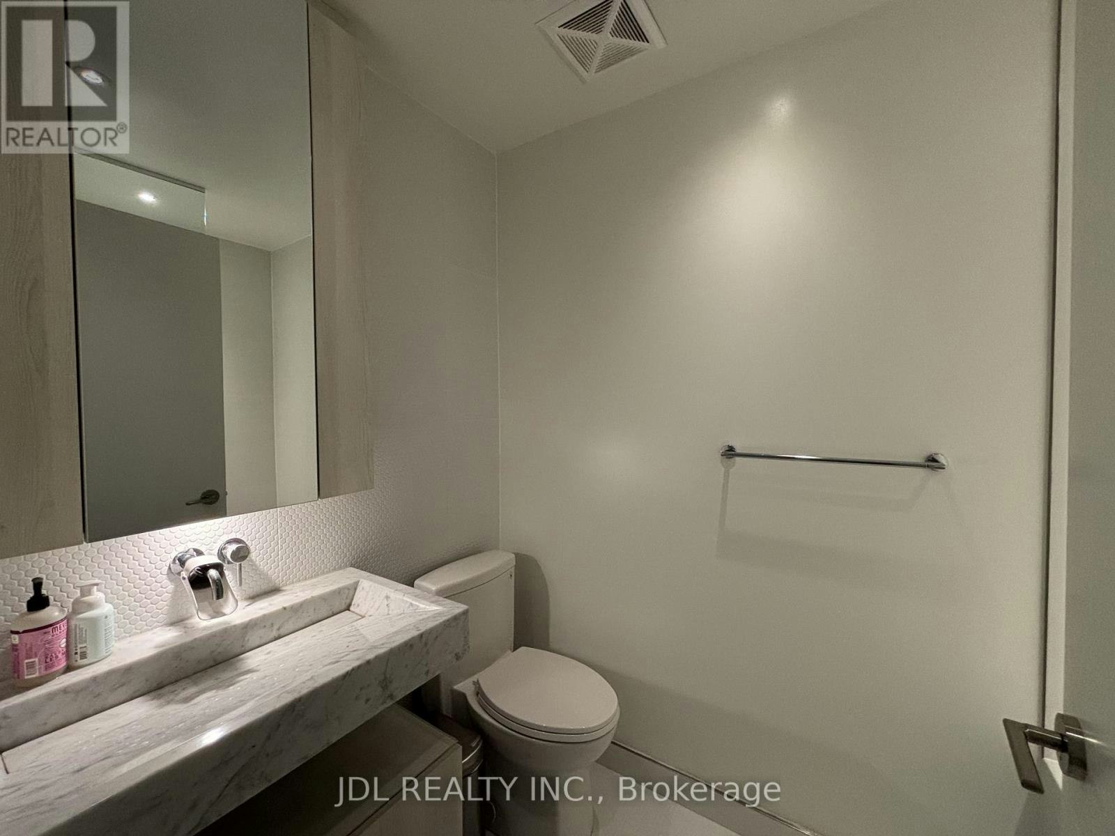 1110-11 Yorkville Avenue, Toronto, ON, M4W 0B7 - 12