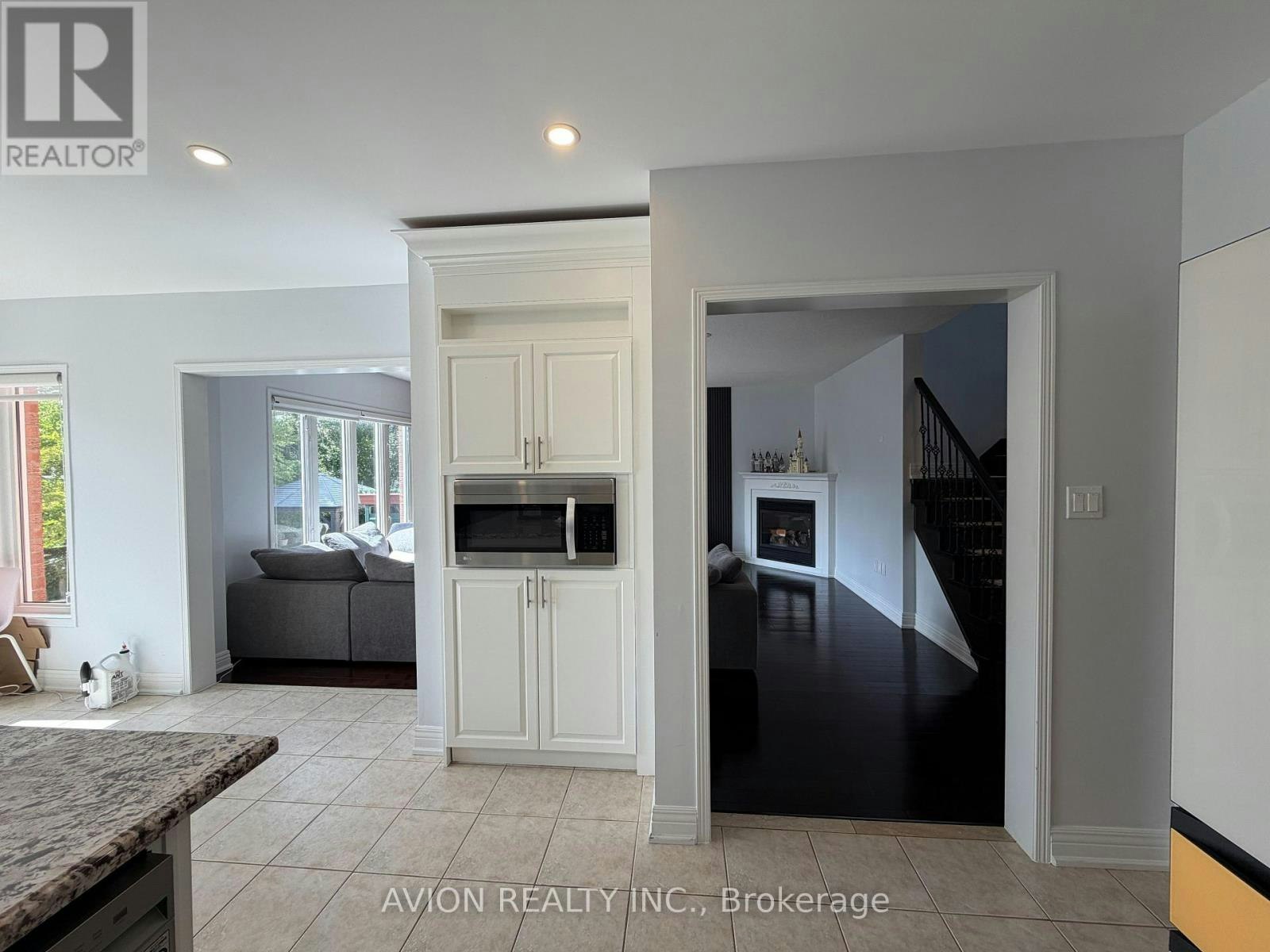 MAIN/UPPER-29 Falling River Drive, Richmond Hill, ON, L4S 2R1 - 7