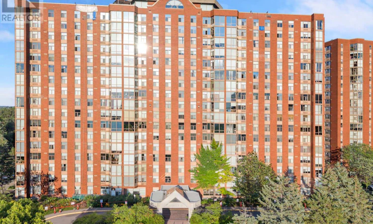 501-2759 Carousel Crescent
