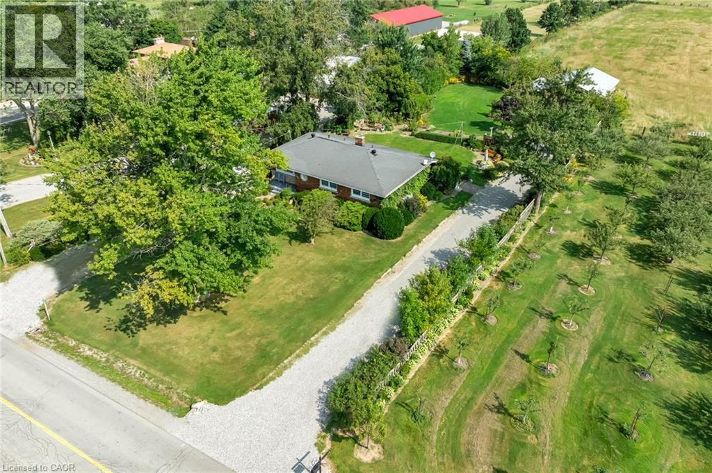 609 Green Mountain Road E, Hamilton, ON, L8J 2Z7
