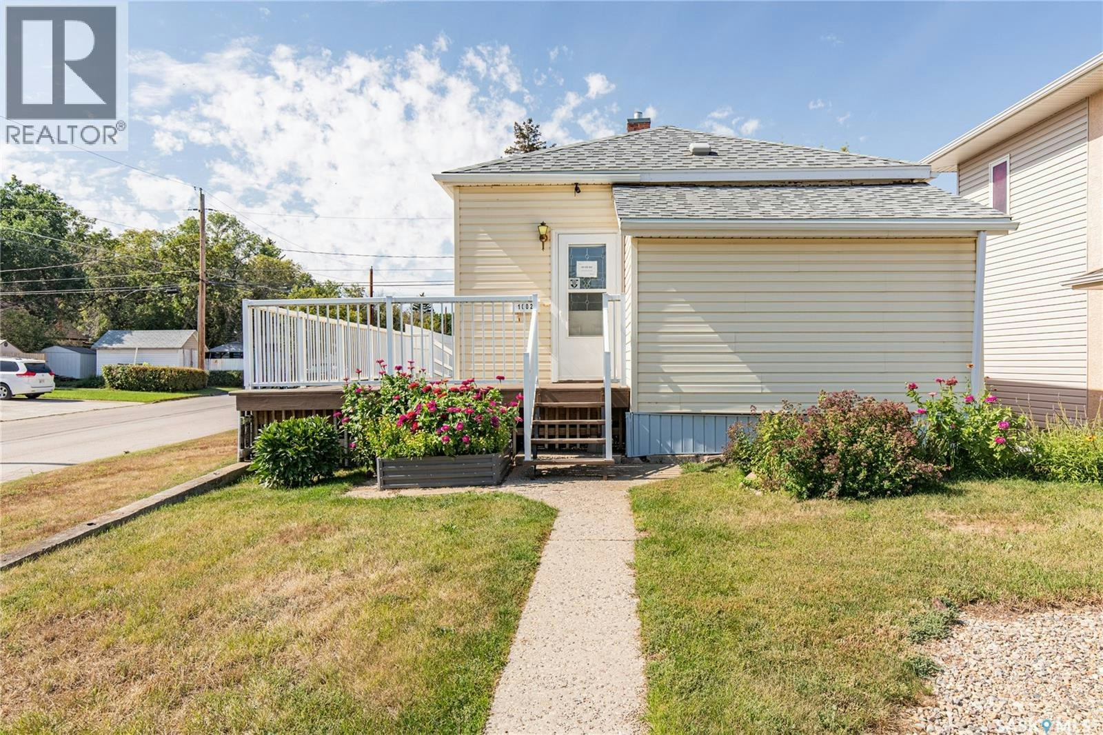 1002 Wolfe Avenue, Moose Jaw, SK, S6H 1J7