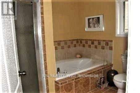 215 Shirley Drive, Richmond Hill, ON, L4S 1T4 - 3