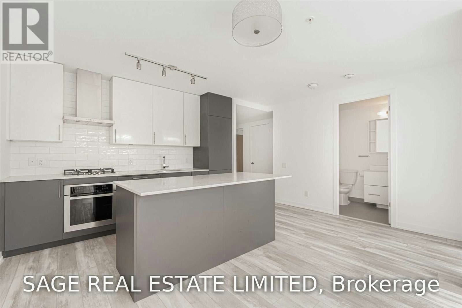720-38 Howard Park Avenue, Toronto, ON, M6R 0A7 - 8