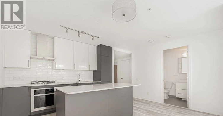 720-38 Howard Park Avenue, Toronto, ON, M6R 0A7 - 8