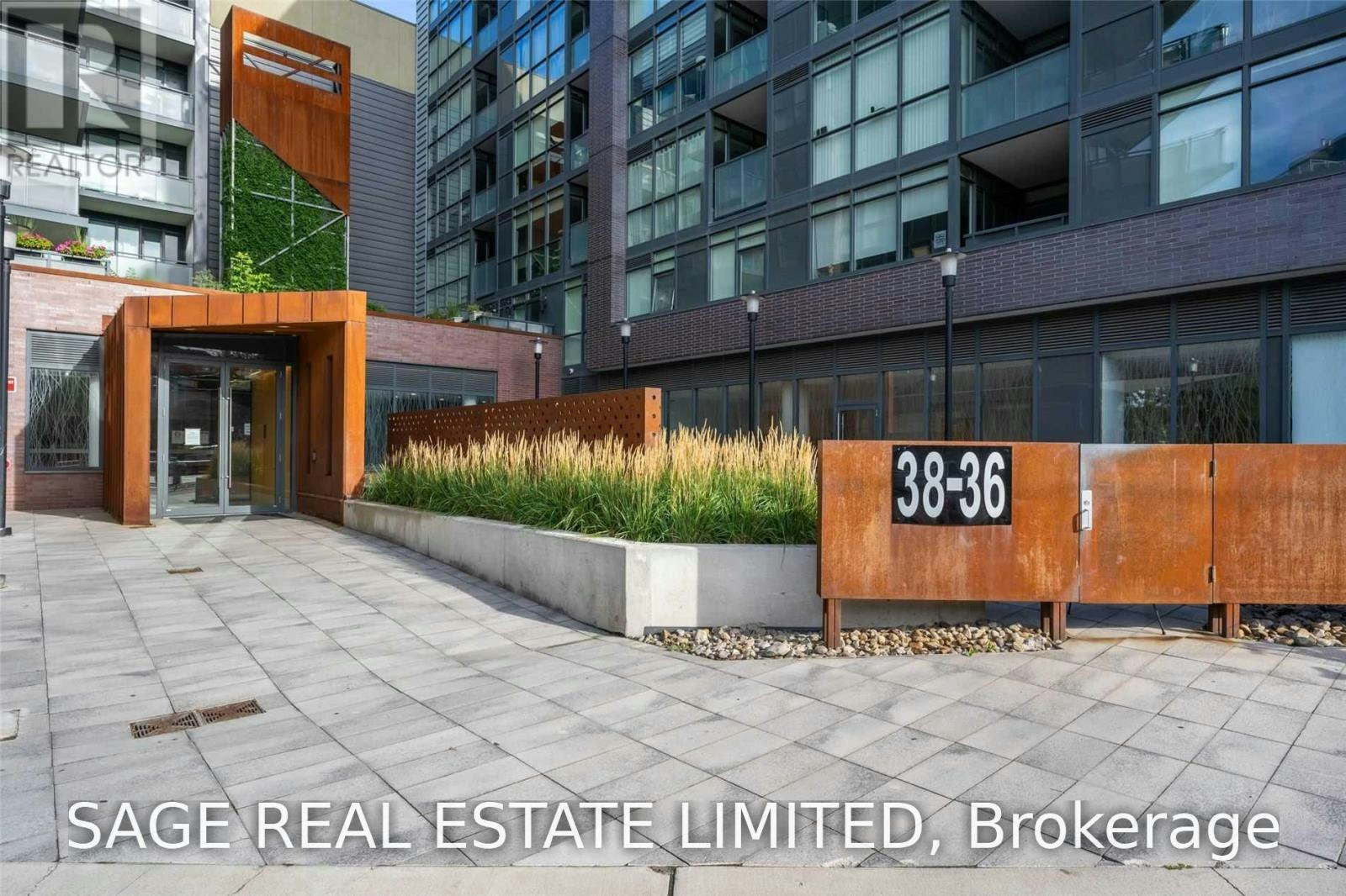 720-38 Howard Park Avenue, Toronto, ON, M6R 0A7 - 39