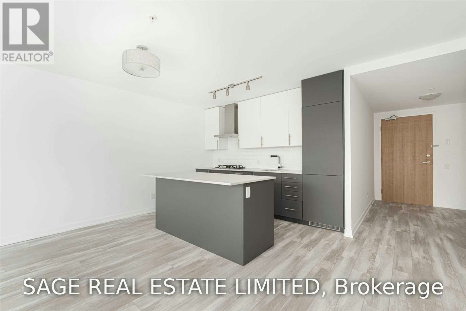 720-38 Howard Park Avenue, Toronto, ON, M6R 0A7 - 6
