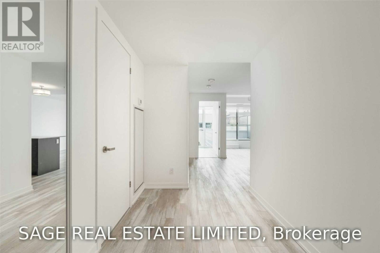 720-38 Howard Park Avenue, Toronto, ON, M6R 0A7 - 2