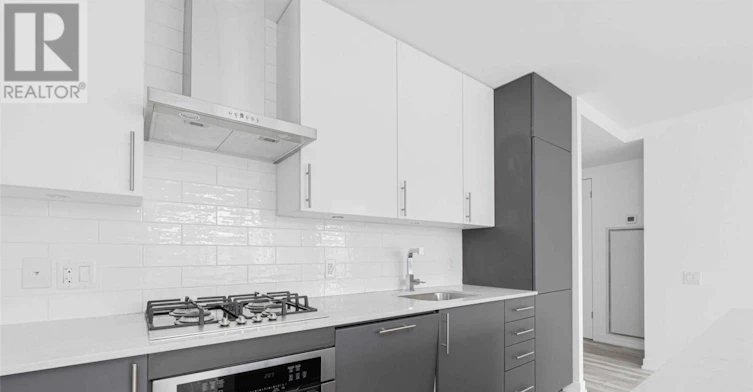 720-38 Howard Park Avenue, Toronto, ON, M6R 0A7 - 9