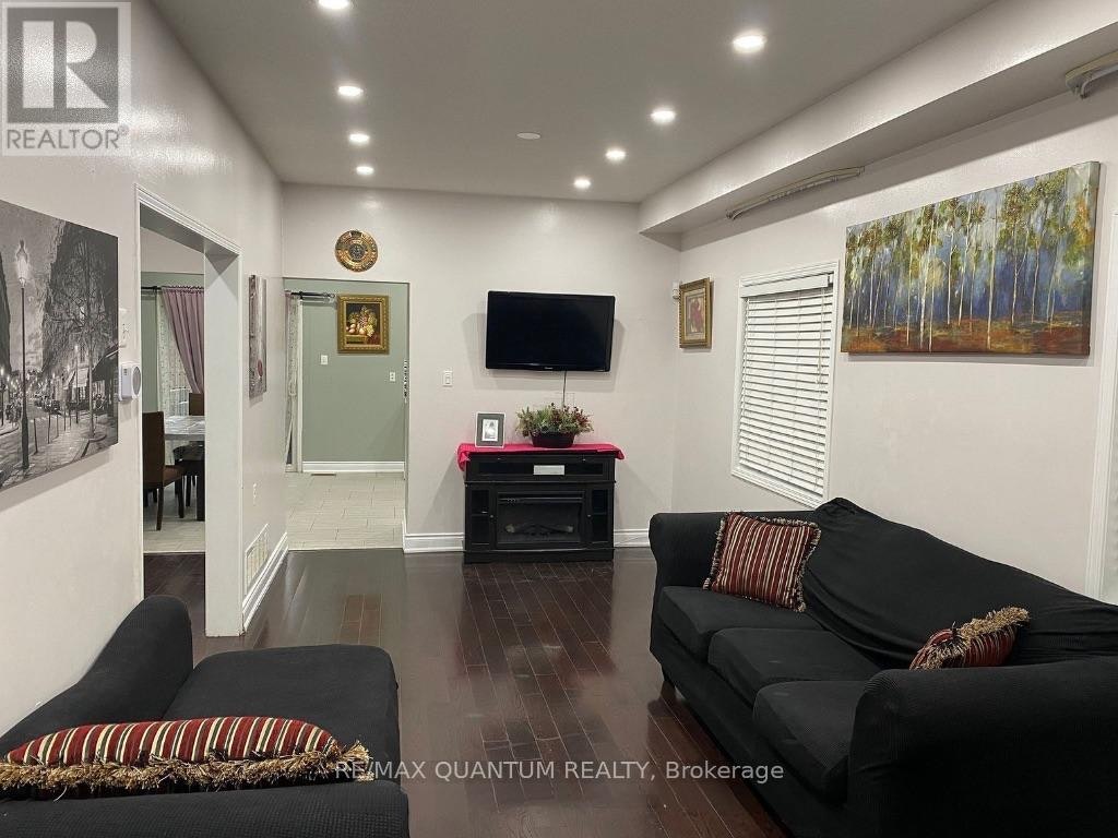 13 Portrush Trail, Brampton, ON, L6X 0R4 - 3
