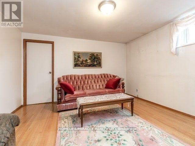 31 Kilgreggan Crescent, Toronto, ON, M1J 1S2 - 5