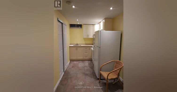 58 Nightstar Drive, Richmond Hill, ON, L4C 8H7 - 2