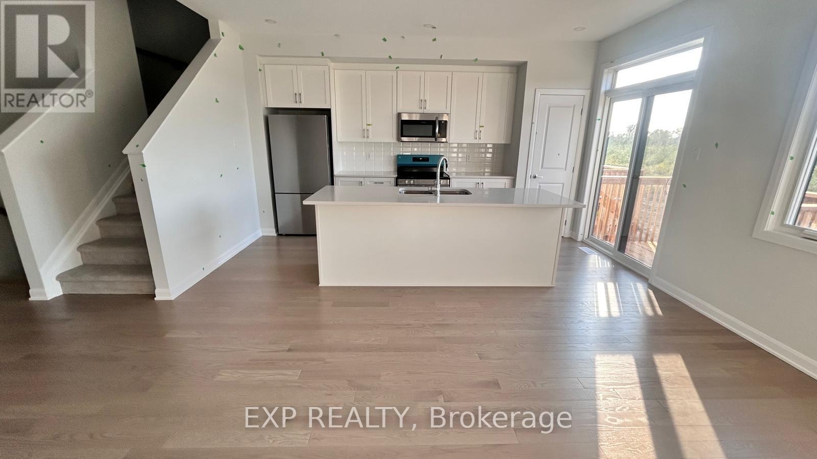 207 Bankside Way, Ottawa, ON, K2J 7N3 - 5