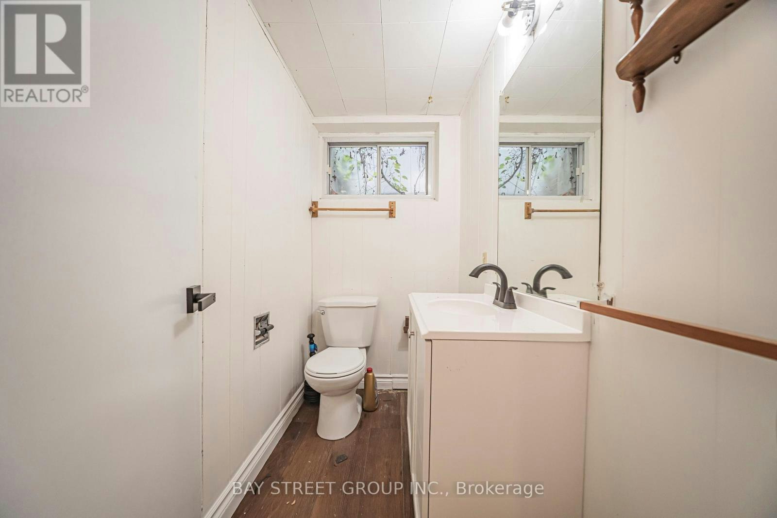LOWER-394 Centre Street E, Richmond Hill, ON, L4C 1B7 - 7