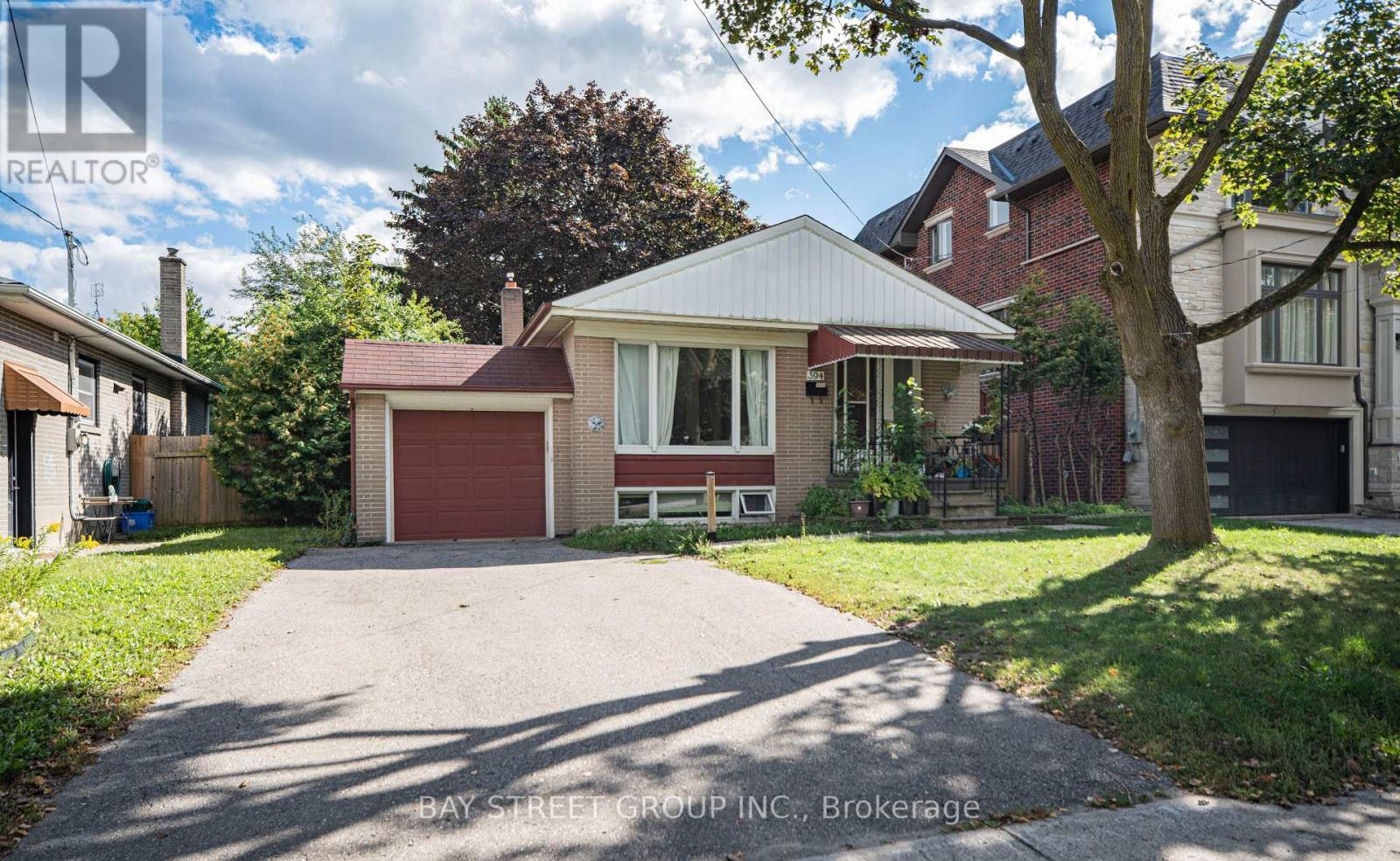 LOWER-394 Centre Street E, Richmond Hill, ON, L4C 1B7