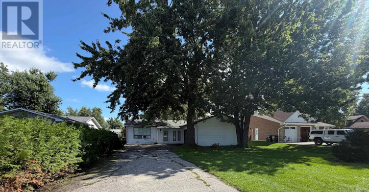 7 Willow Crescent, Ramara, ON, L0K 1B0 - 2