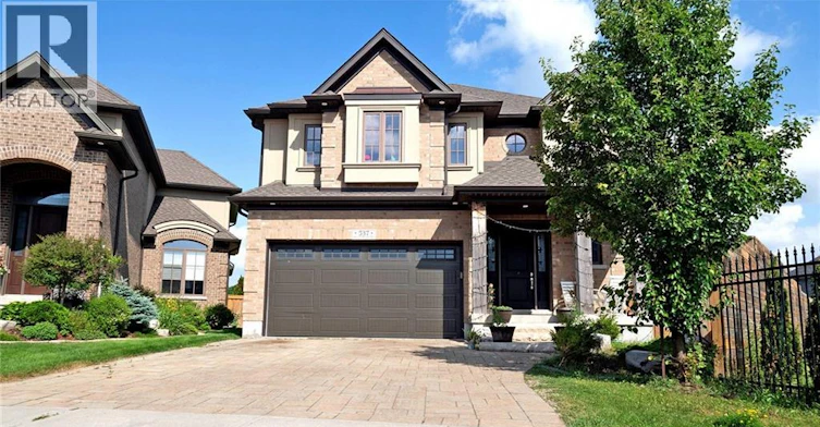 537 Millstream Drive, Waterloo, ON, N2K 0E2 - 2
