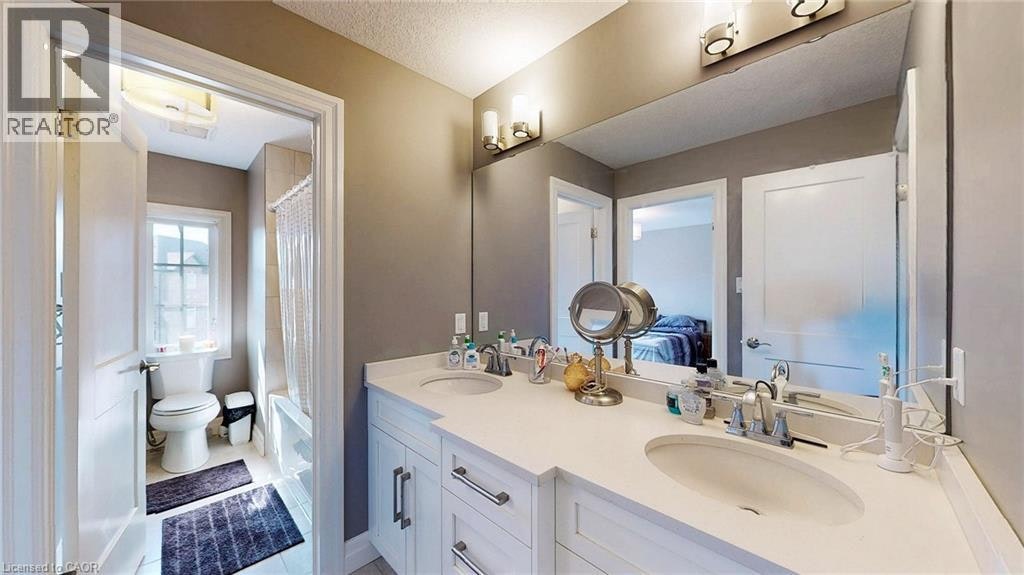 537 Millstream Drive, Waterloo, ON, N2K 0E2 - 37