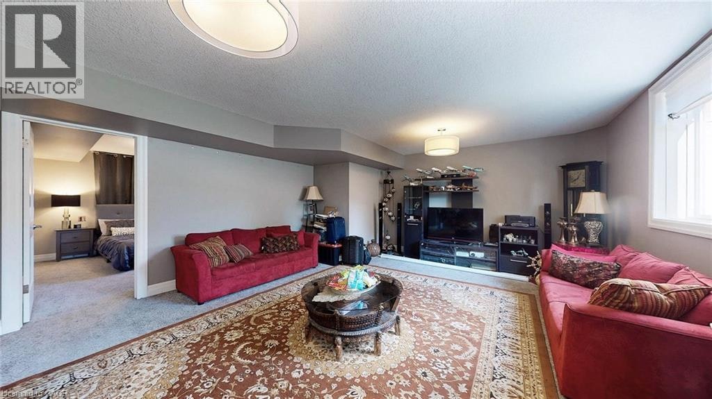 537 Millstream Drive, Waterloo, ON, N2K 0E2 - 41