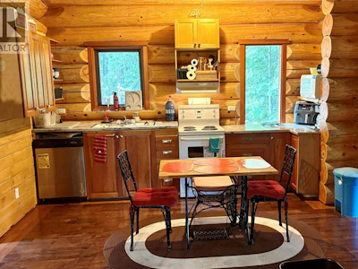 879 Lewis Road - 4