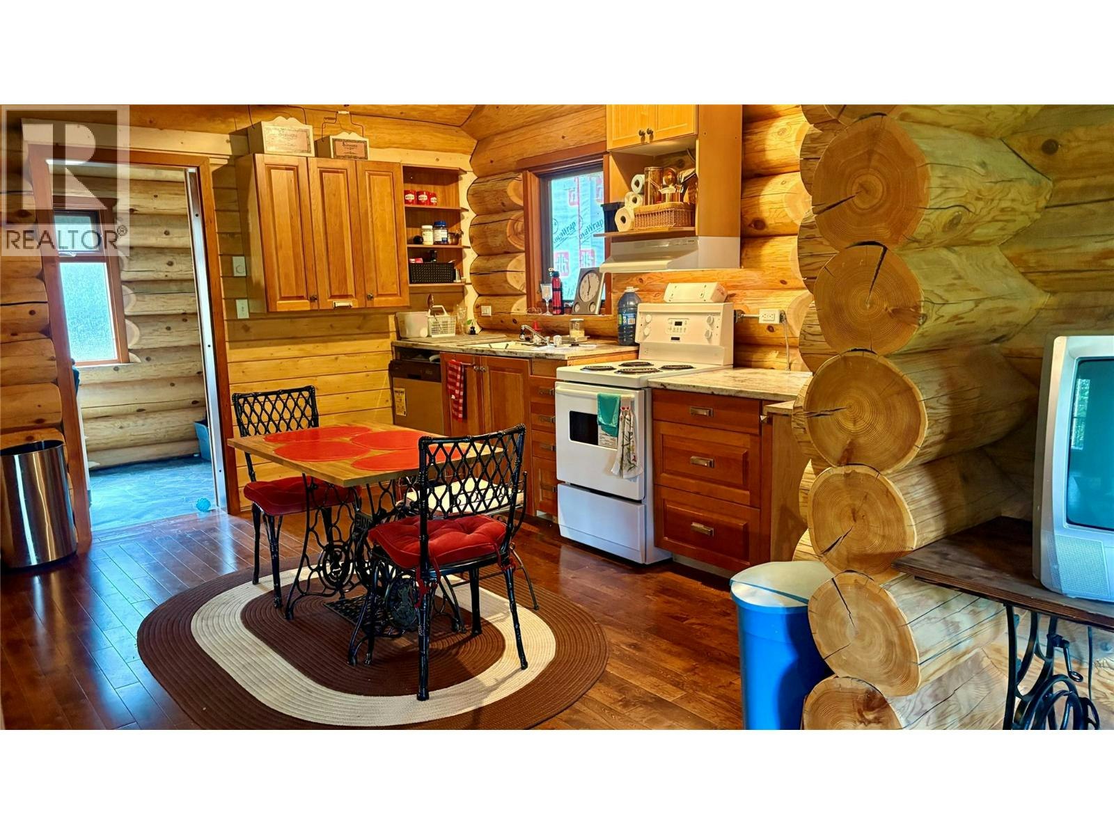 879 Lewis Road - 5