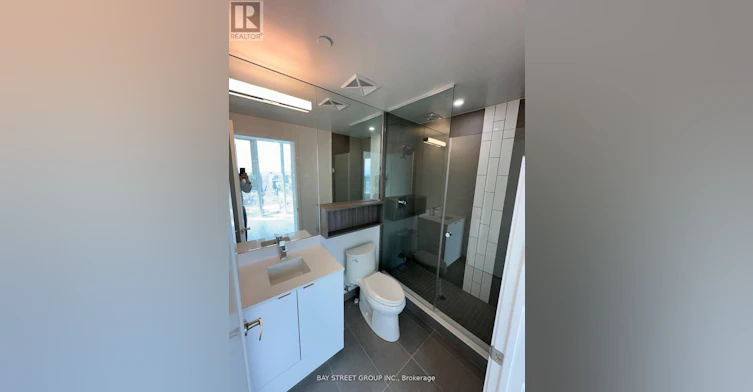 1911-70 Princess Street, Toronto, ON, M5A 0X6 - 2